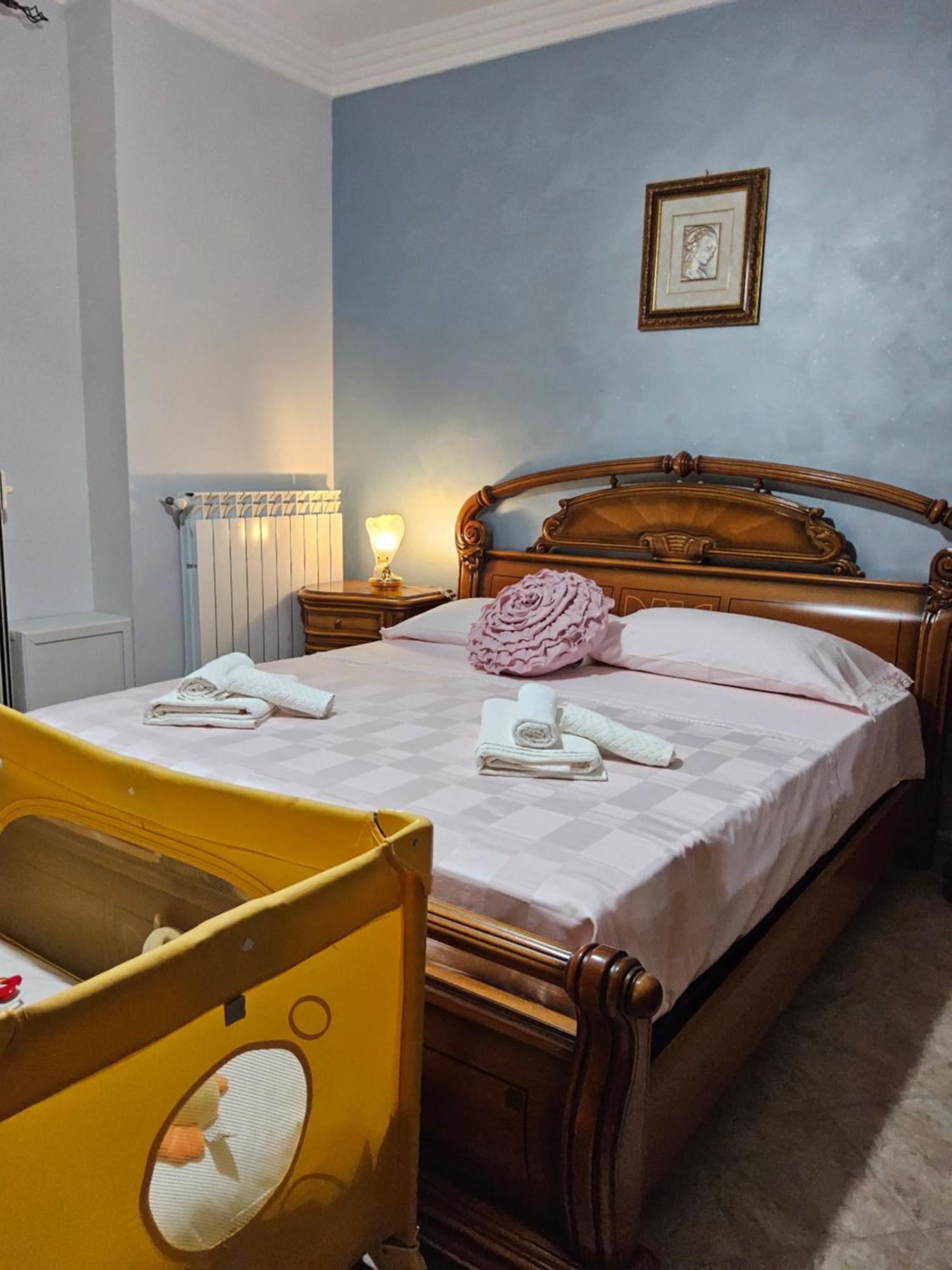 Al Cortile Del Pozzo Apartment Delia Exterior photo