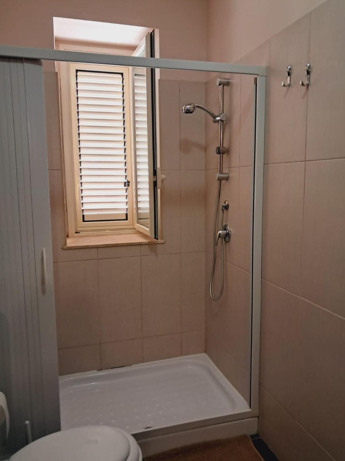 Al Cortile Del Pozzo Apartment Delia Exterior photo
