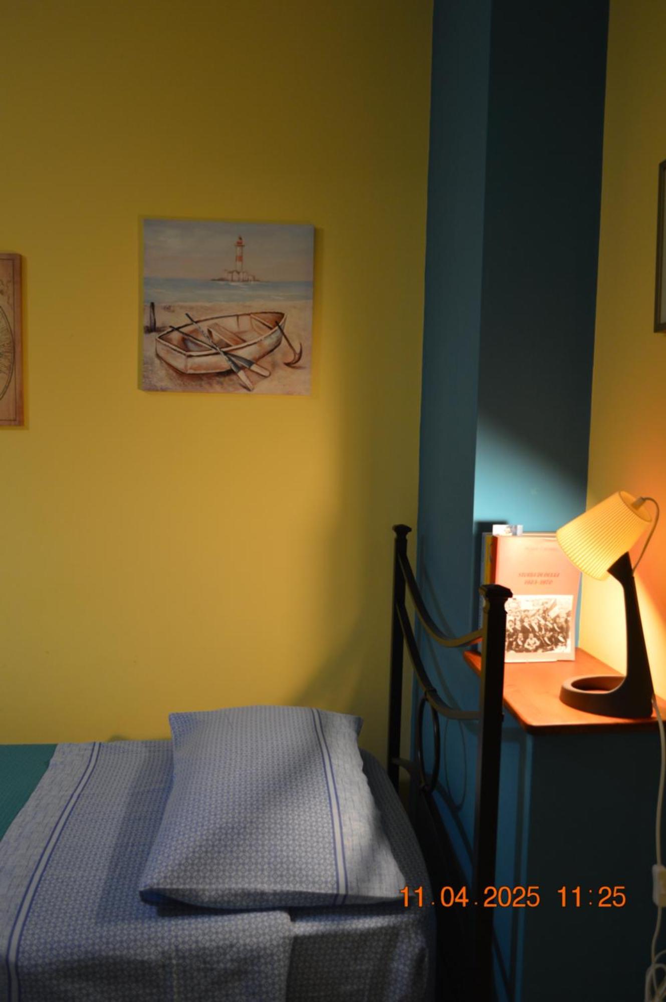 Al Cortile Del Pozzo Apartment Delia Exterior photo